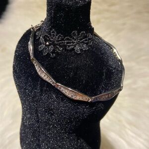 Silver Tone Bracelet with Sparkly Baquettes